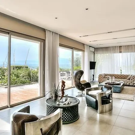 Laetitia Holiday home *